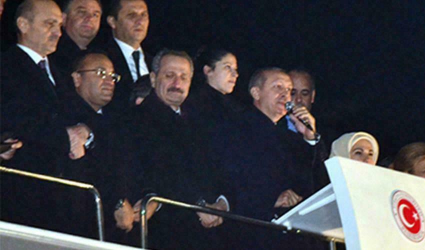 Devletin tepesinde deprem