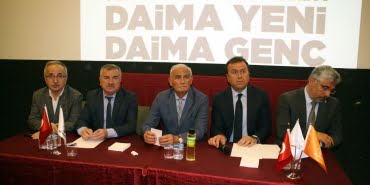 Yılmaz, Sorunları halının altına süpürmeyi ret edenlerdeniz