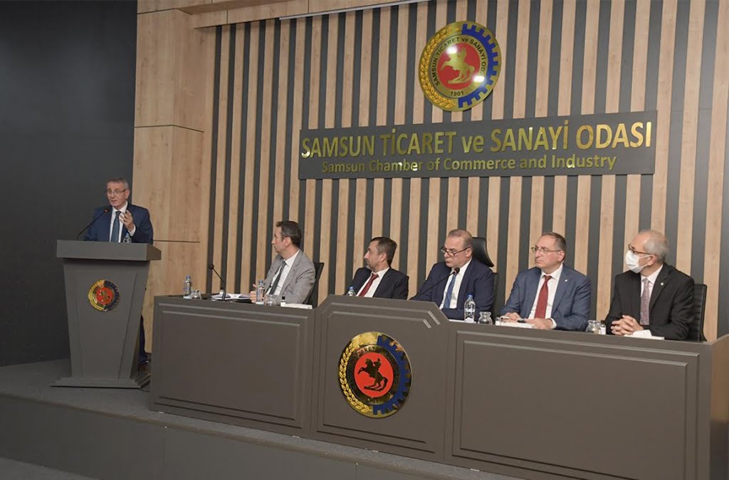 Hisarcıklıoğlu’nun adı Meclis Salonu’na verildi
