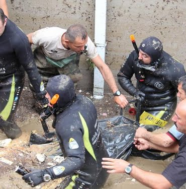 Samsun sel felaketinde 13 kişi hayatını kaybetti.