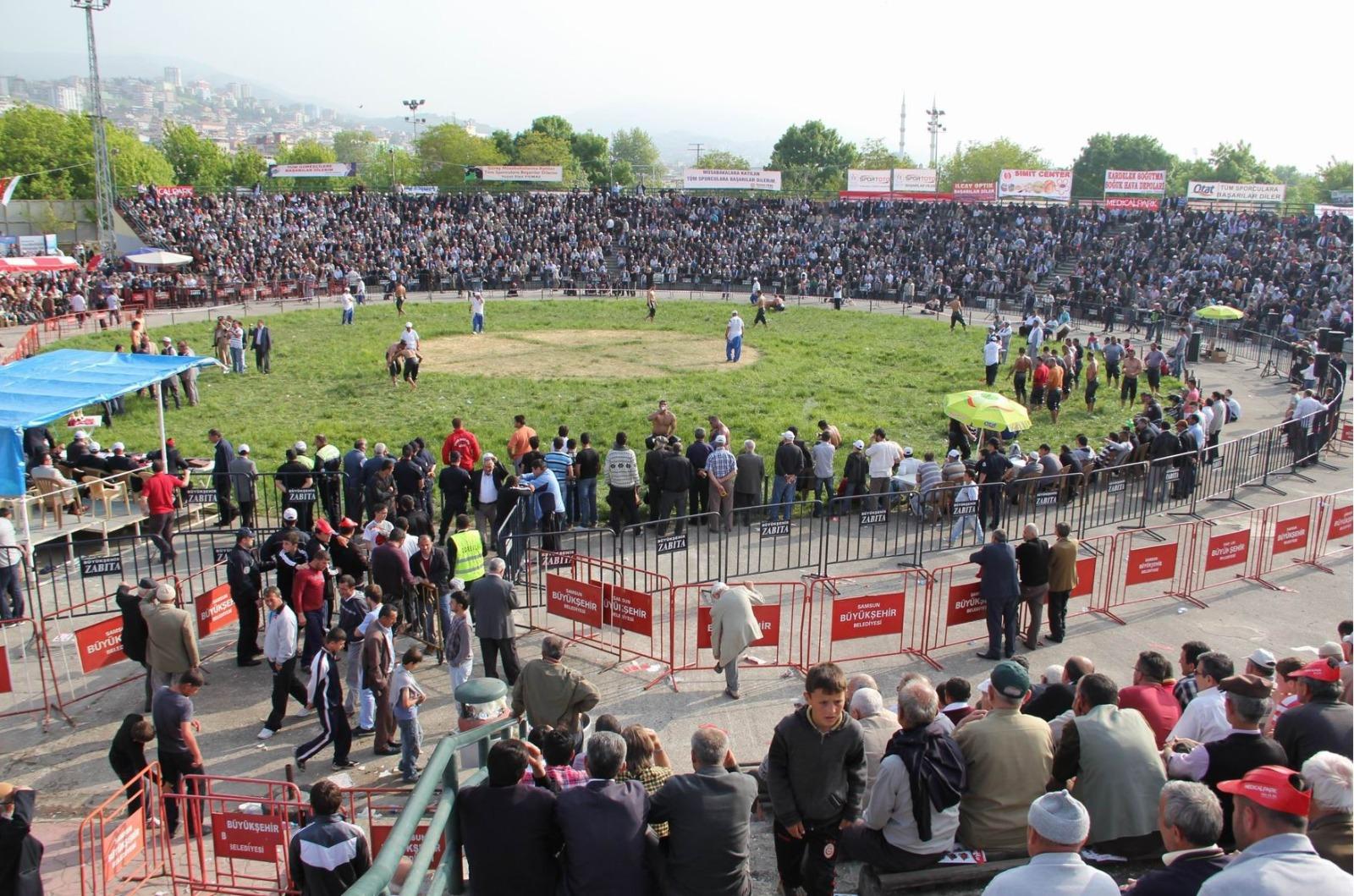 Samsun'da Recep Kara başpehlivan oldu.