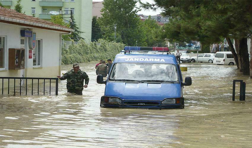 Atakum'da sel felaketi