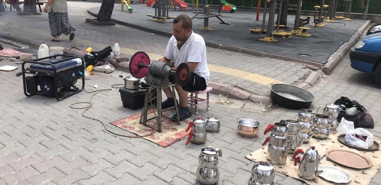 Modern çağa direnen Kalaycılar