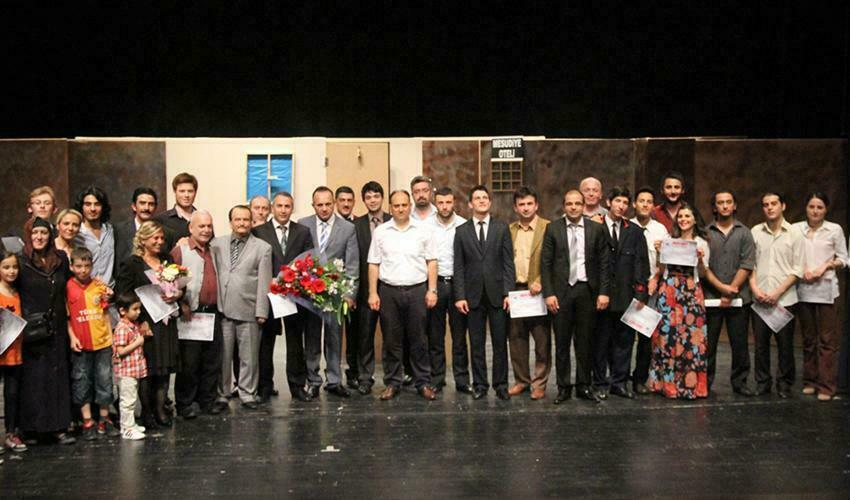 Reis Bey Tiyatro Oyunu