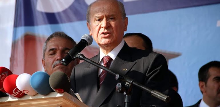 Bahçeli: AKP hayalden sıyrılmalı