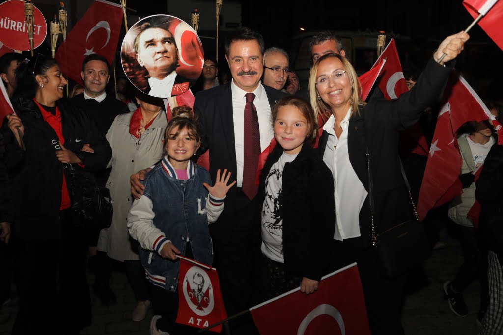 Atakum'da Cumhuriyet bir başka kutlandı