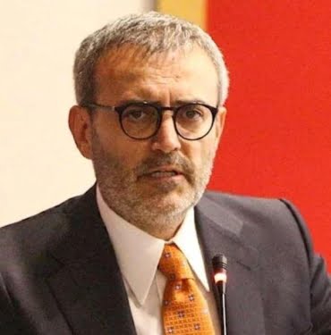 Mahir Ünal istifa etti