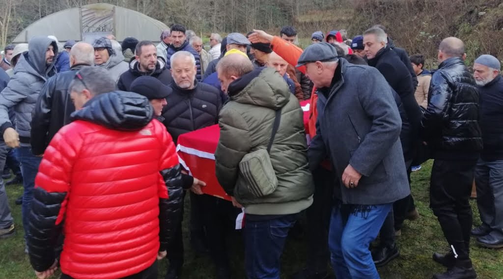 Gazeteci Ali Orhan Lazaloğlu hayatını kaybetti