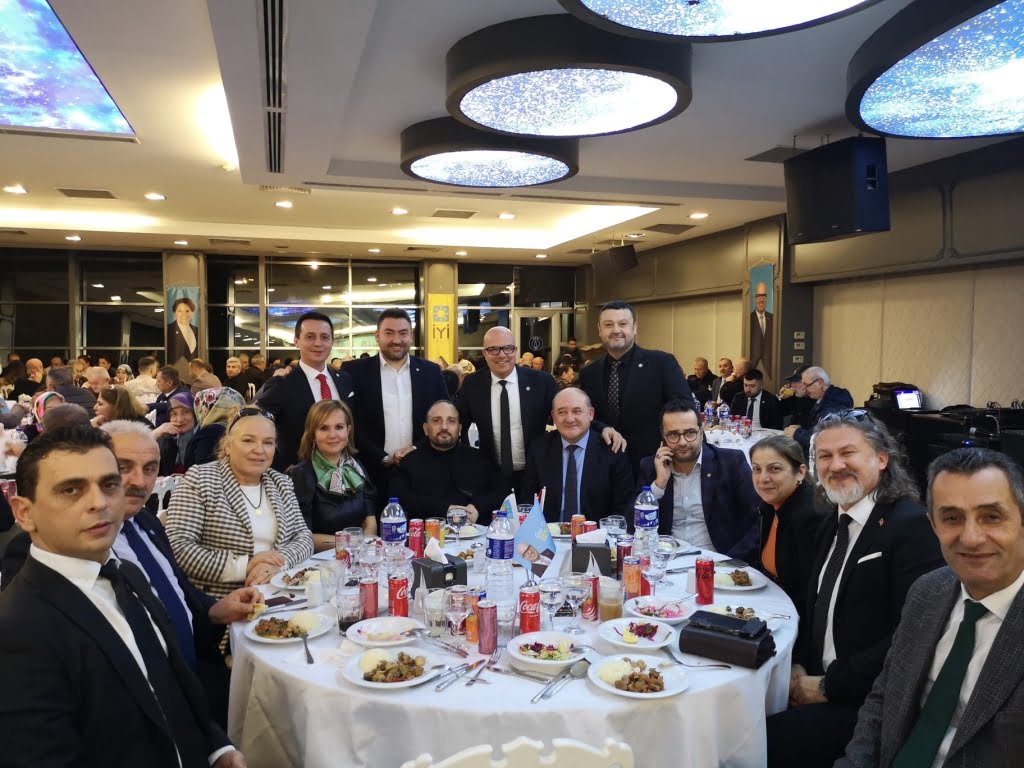 Önder Fatih Şenol’dan iddialı adaylık çıkışı