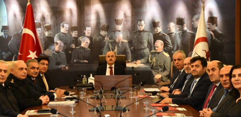 Vali Dağlı, uyuşturucuyla mücadeleye dikkat çekti