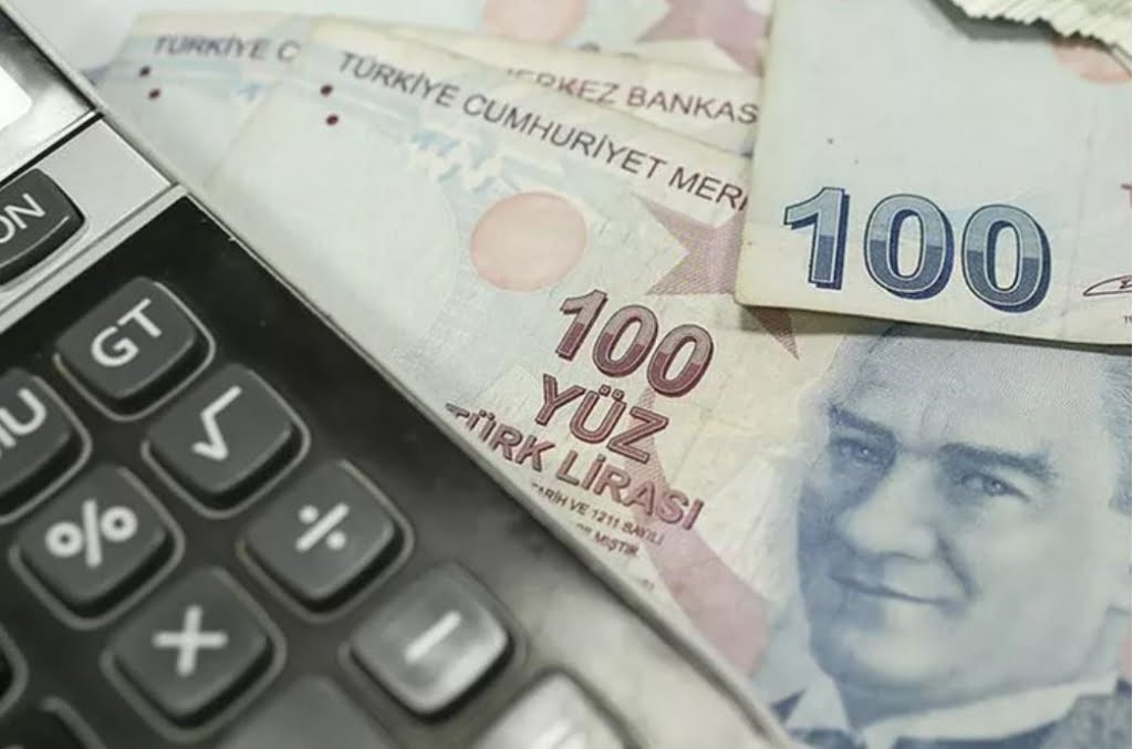 Emekli ve memura ek zam mı geliyor