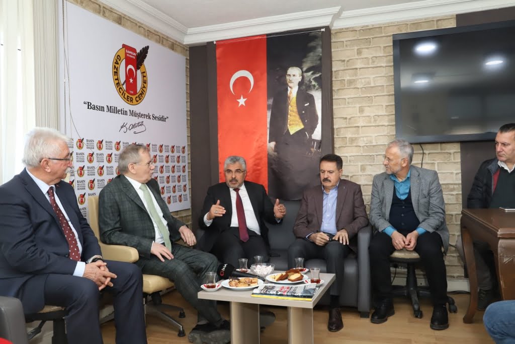 Gazeteciler Cemiyeti'ne ziyaretçi akını