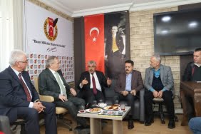 Gazeteciler Cemiyeti'ne ziyaretçi akını