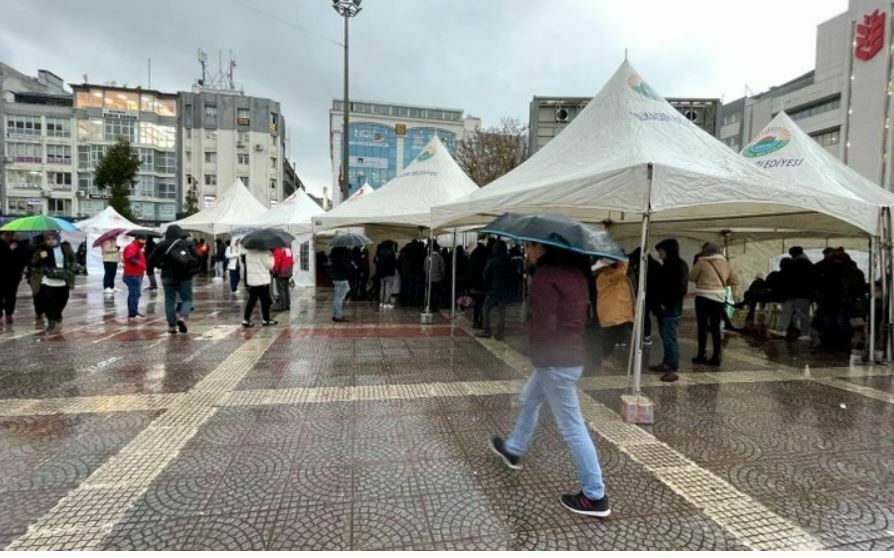Samsun'dan deprem bölgelerine kan seferberliği