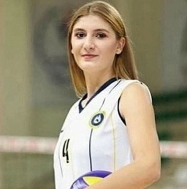 Samsunlu Voleybolcu Ahsen defnedildi