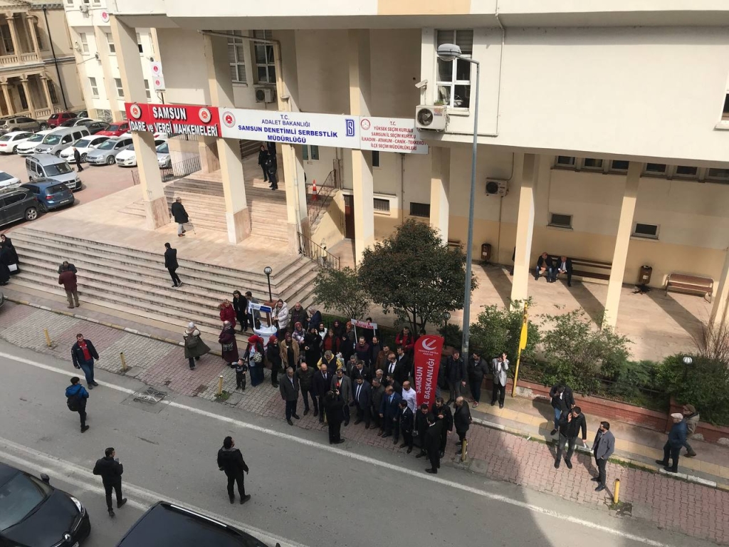 Cumhurbaşkanı adayları için 100 bin imza kampanyası 