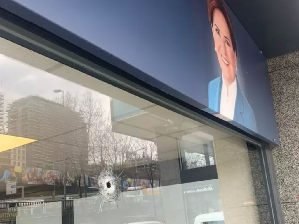 İYİ Parti İstanbul İl Başkanlığı kurşunlandı!