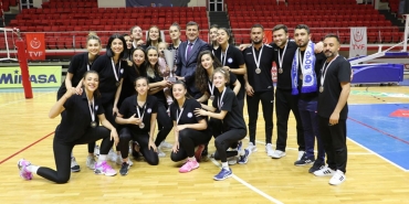 Kadınlar Voleybol 1. Ligine Yükselen Belli Oldu