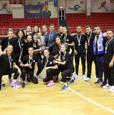 Kadınlar Voleybol 1. Ligine Yükselen Belli Oldu