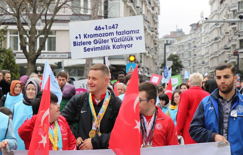 Samsun'da Farkındalık Yürüyüşü