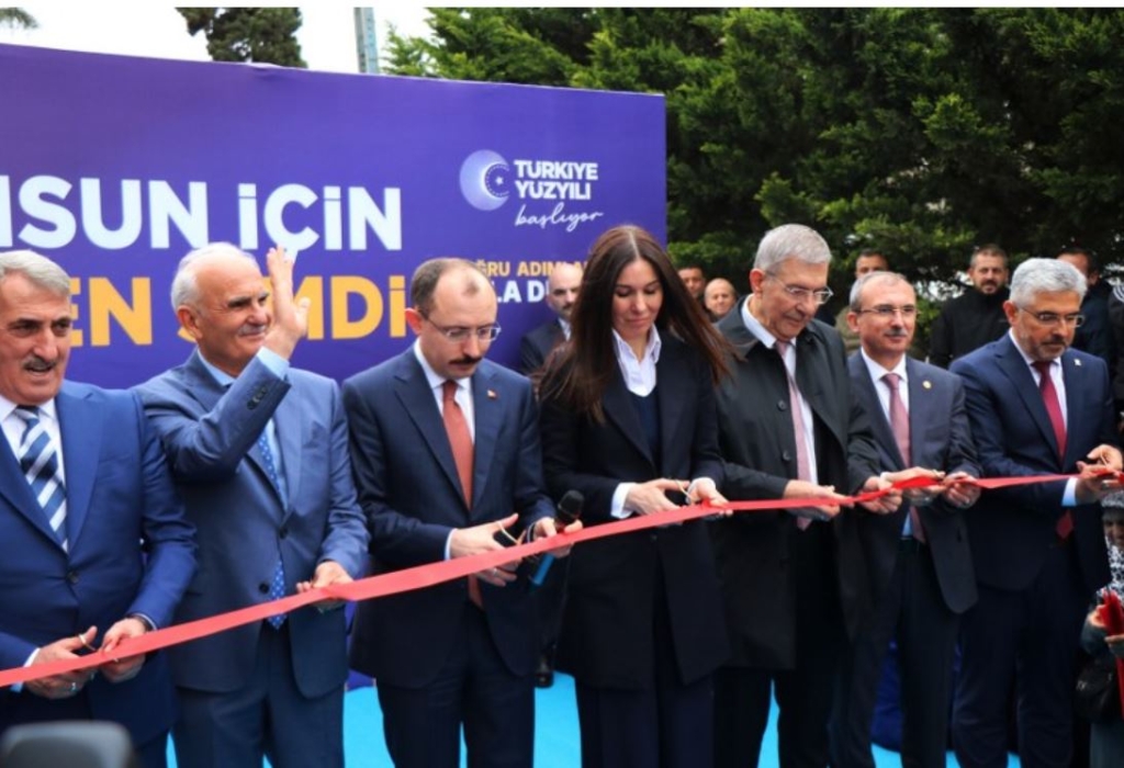 AK Parti Samsun Adayları Yola Çıktı