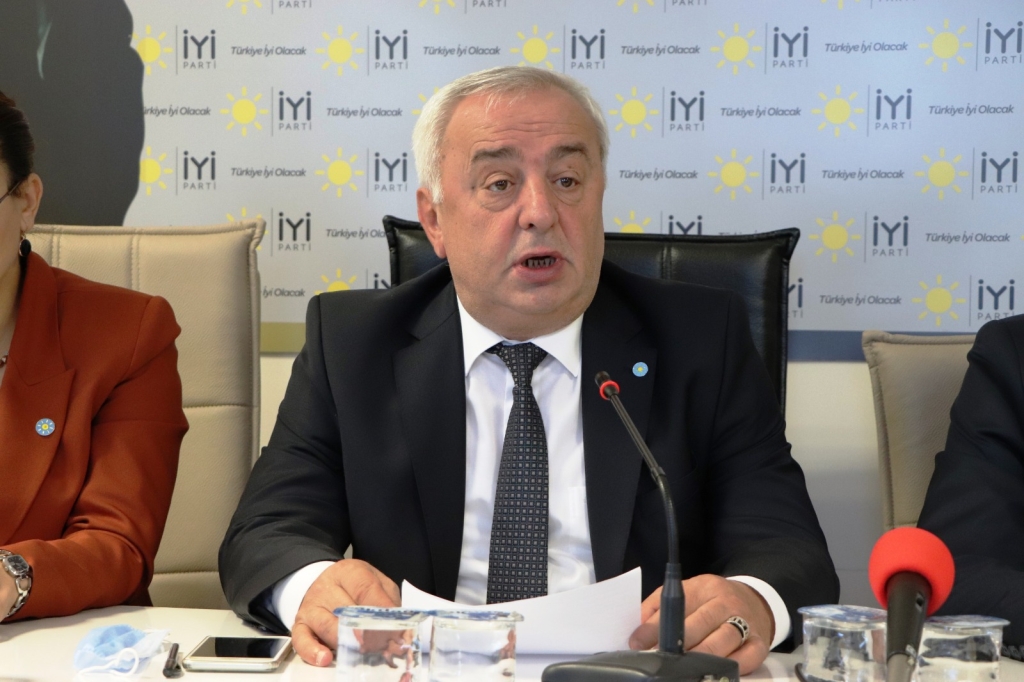 İYİ Parti İl Başkanı Hasan Aksoy