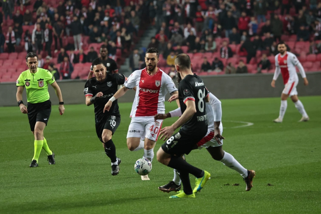 Samsunspor 90 dakika destan yazdı 