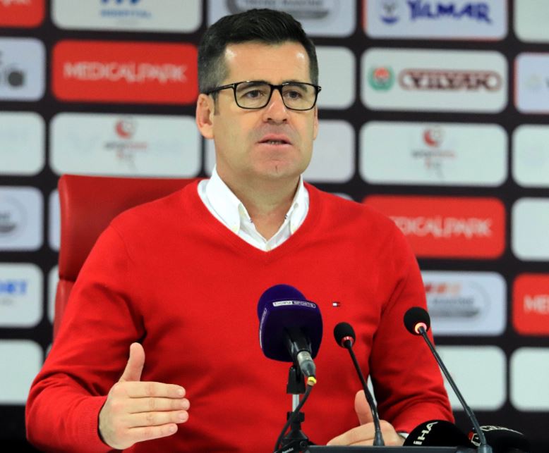 Samsunspor Teknik Direktörü Hüseyin Eroğlu