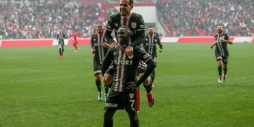 Samsunspor'da Şampiyonluk Yolunda Bir Galibiyet Daha