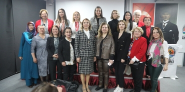 Türk Kadınları Birliği Kadın Adaylarla Buluştu