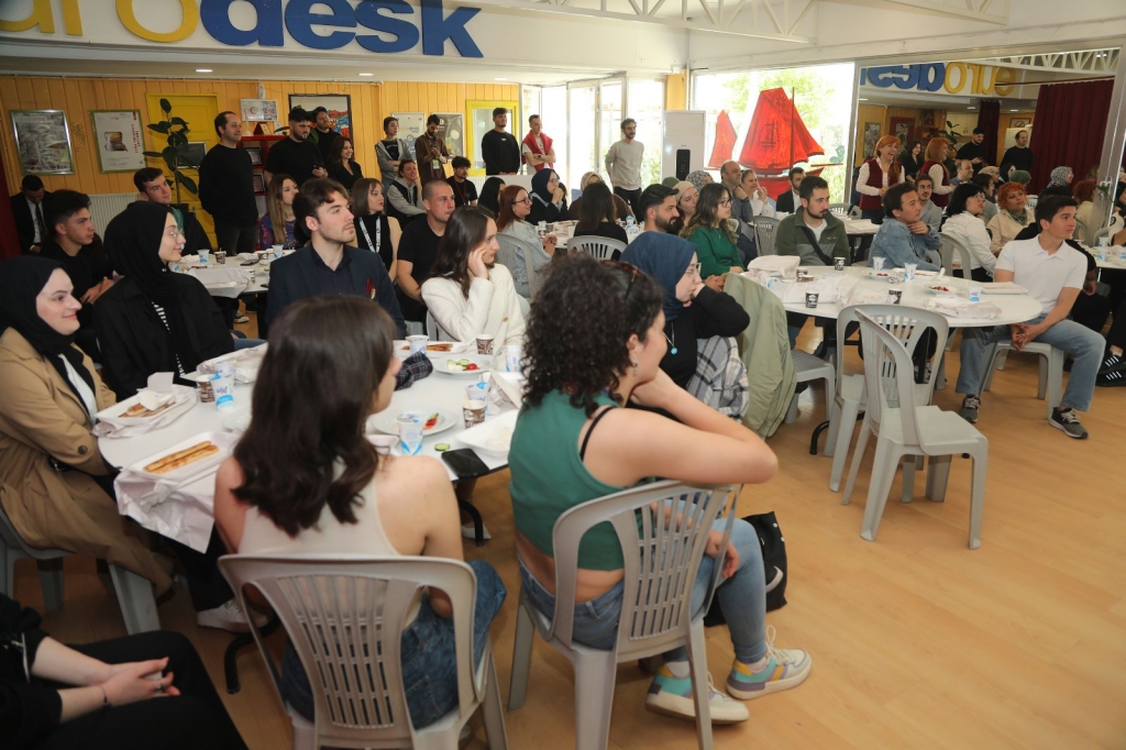 Gençler, 19 Mayıs’ı Atakum’da Doyasıya Kutladı