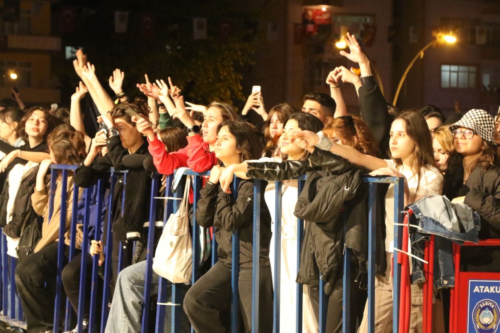 Gençler, 19 Mayıs’ı Atakum’da Doyasıya Kutladı