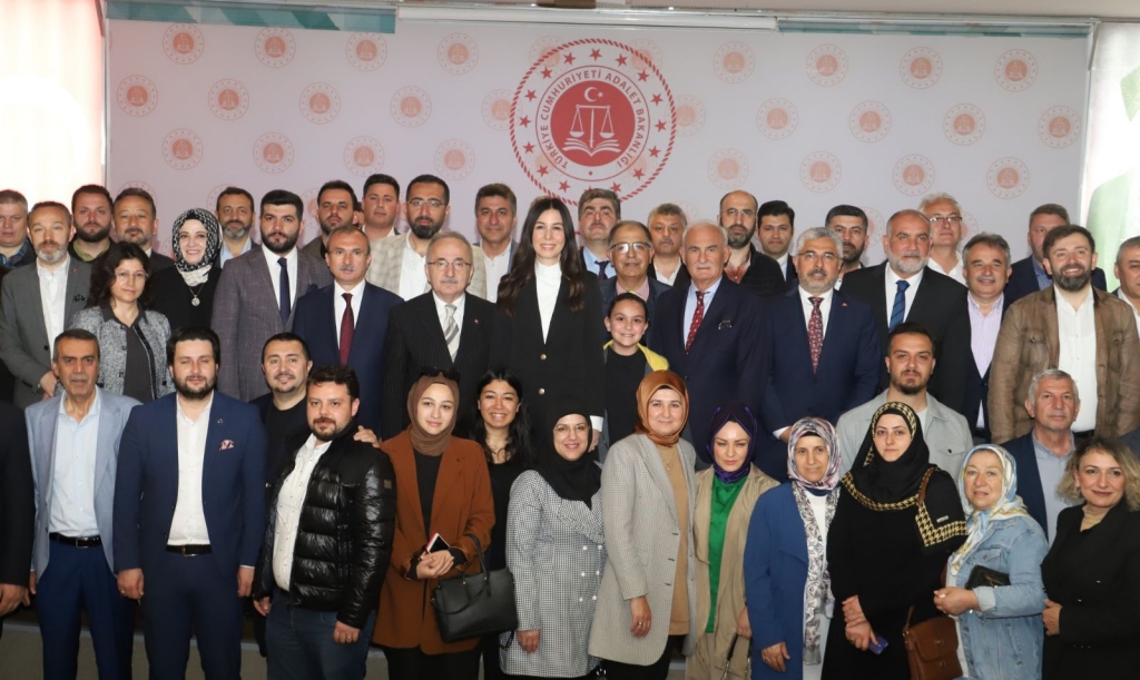 AK Parti Samsun Milletvekilleri Mazbatalarını Aldı
