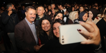 Başkan Cemil Deveci gençlere seslendi: Sandığa Gidin