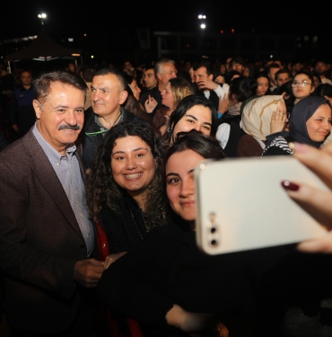 Başkan Cemil Deveci gençlere seslendi: Sandığa Gidin