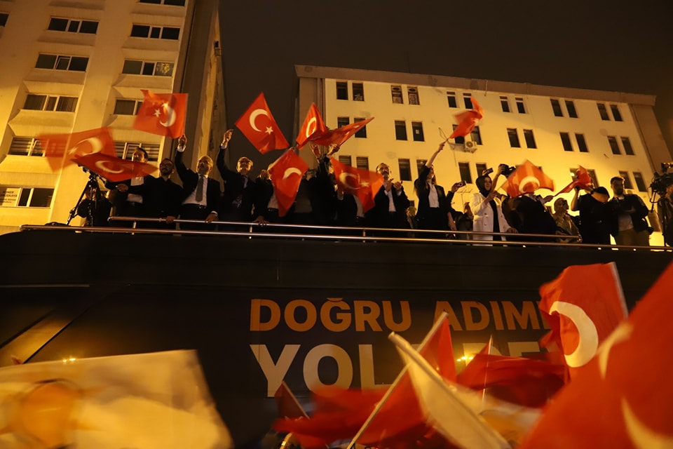 Samsun'da Erdoğan'ın Zaferi Sonrası Büyük Coşku 