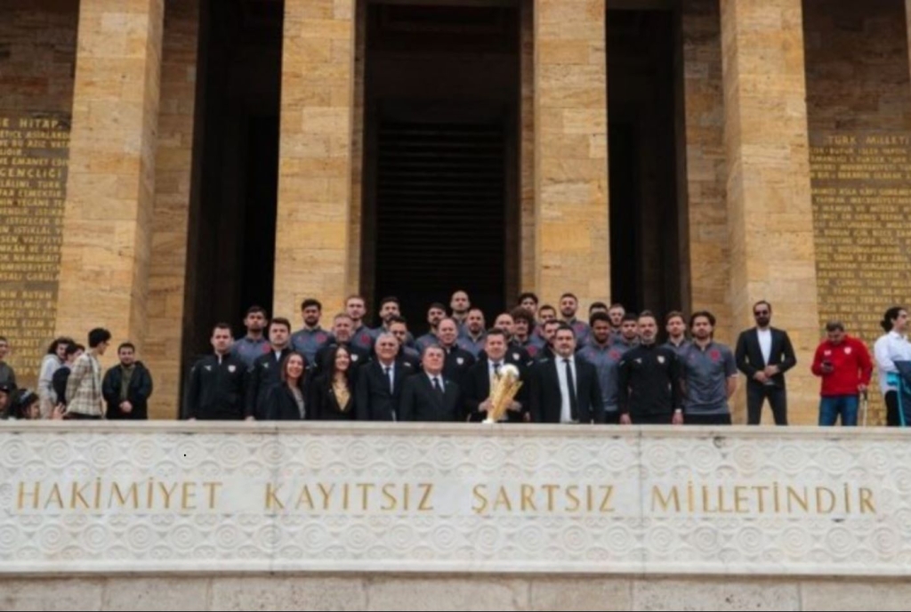 Şampiyonluk Kupası Anıtkabir'de