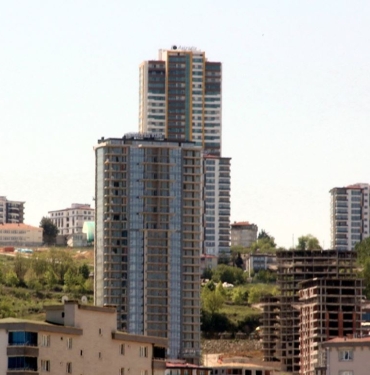Kredi Çekmede Yaşanan Sıkıntılar Konut Stoku Oluşturdu