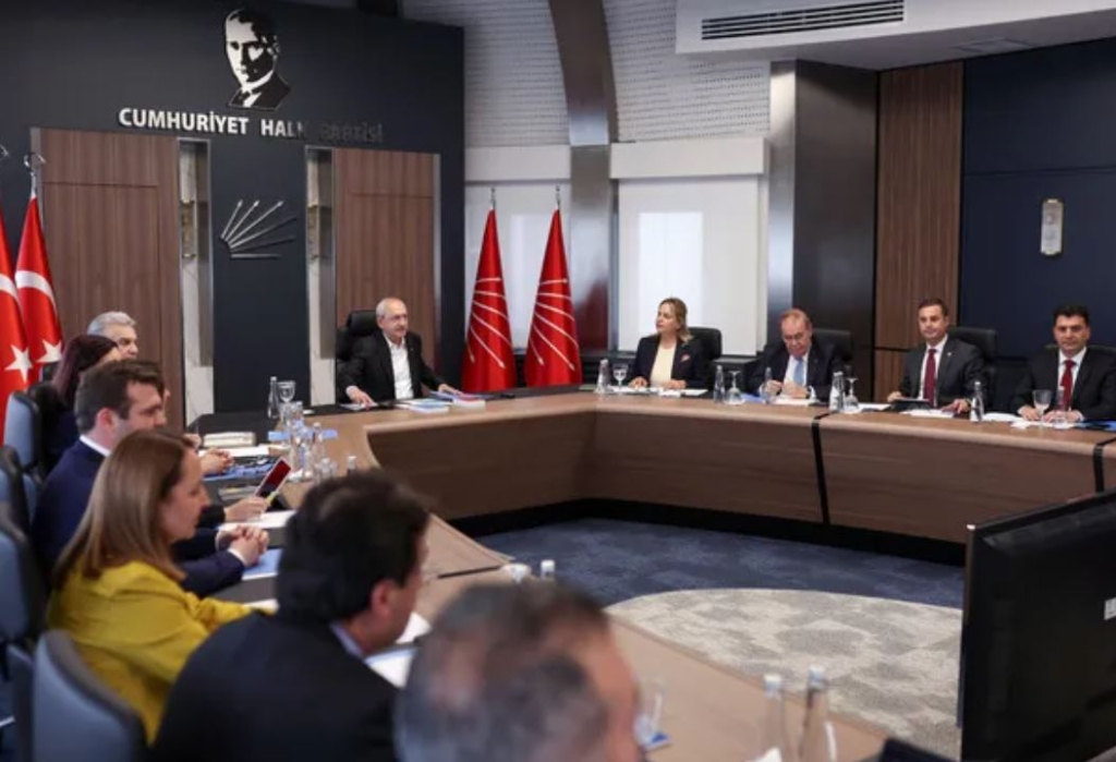CHP'de Beklenen Kongre Kararı!