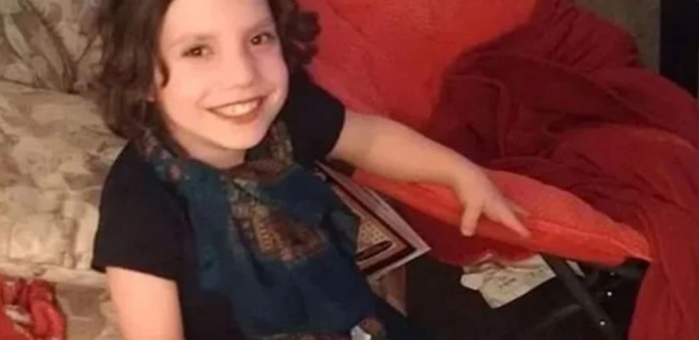 Evlat Edindikleri Çocuk, Cüce Kadın Çıktı…