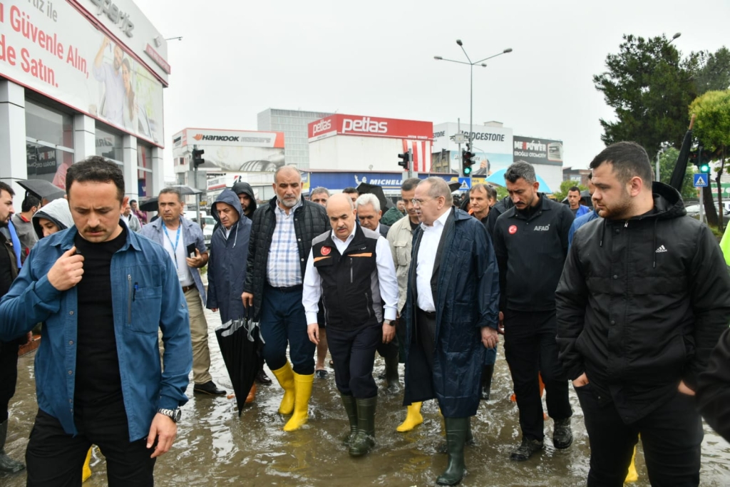 Samsun Valiliği'nden Sel Açıklaması