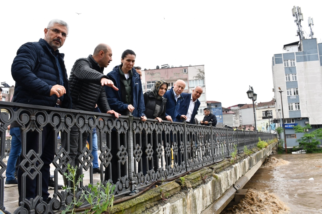 Samsun'da Terme Deresi Taştı