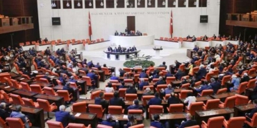 Memur ve Emekli Maaşlarına Yapılacak Zam Teklifi Kabul Edildi