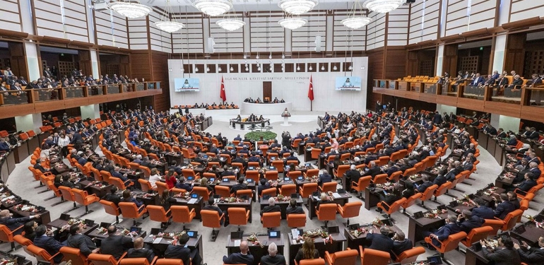 Vergi Zamları Önergesi Az Farkla Reddedildi