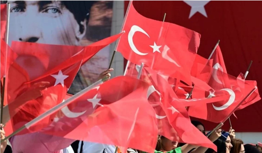 30 Ağustos Resmi Tatil Mi Toplu Taşıma Ücresiz Mi