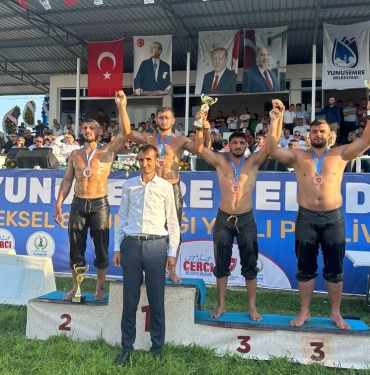 Samsunlu Pehlivanlar Manisa Yurtdağı'na Damga Vurdu