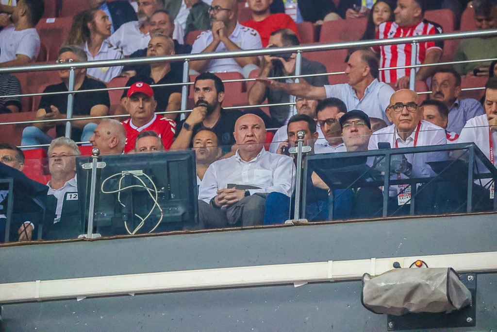 Samsunspor Sahadan Yenik Ayrıldı-