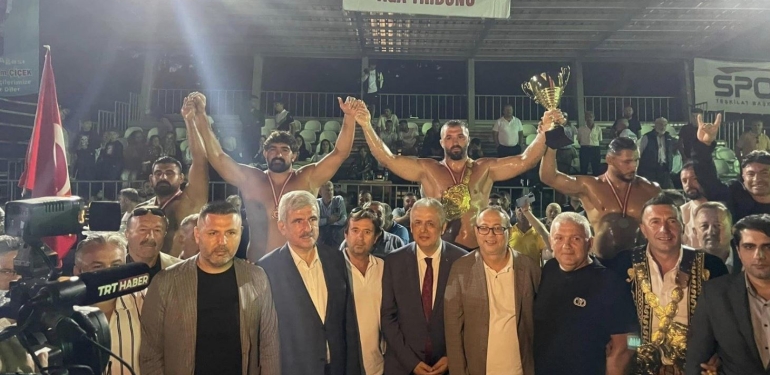 Vezirköprü 17.Kunduz Yağlı Güreşleri