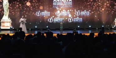Kültür ve Turizm Bakanlığı Altın Portakal'dan Çekildi