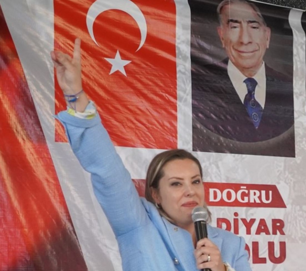 MHP Atakum'da Kadın Başkan Seçti